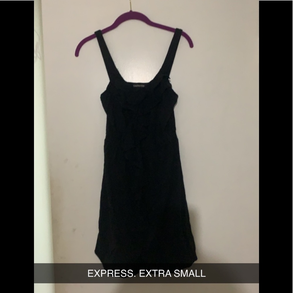cute black dress.